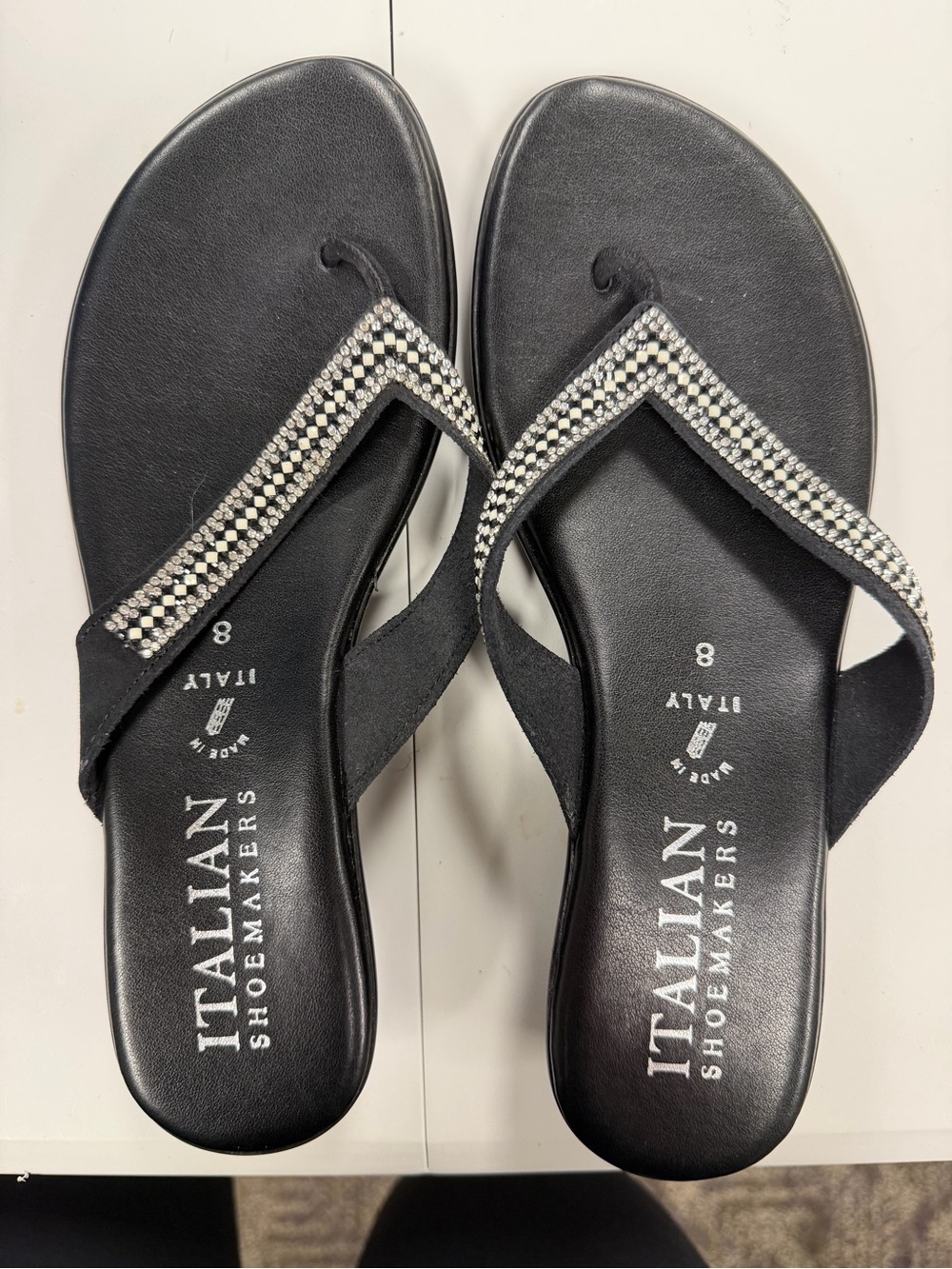 Italian Shoemakers Black Crystal-Embellished Thong Sandals Flip Flops size 8